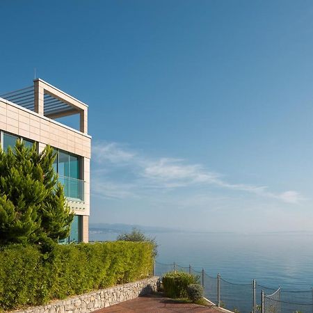 Villa Arentz Residence - Front Sea Apartments Opatija Exterior photo